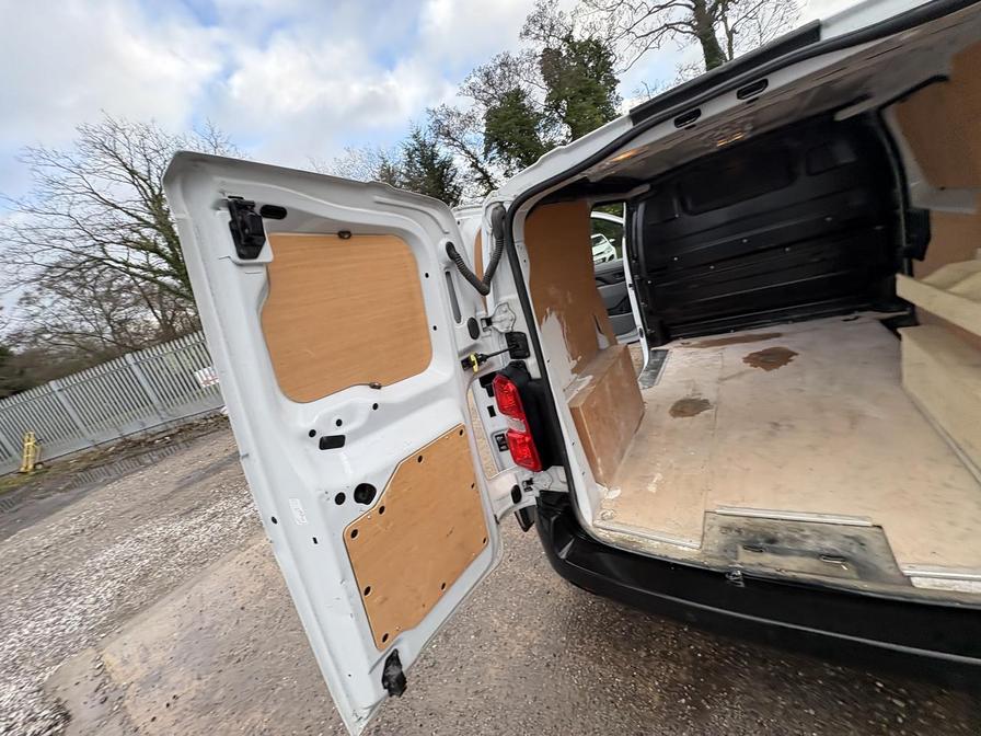 Used Vauxhall Vivaro 2022 for sale - 77600904: Photo 12