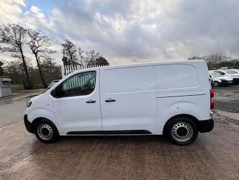 Used Vauxhall Vivaro 2022 for sale - 77600904: Photo
