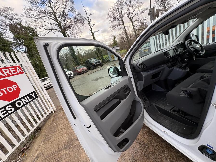 Used Vauxhall Vivaro 2022 for sale - 77600904: Photo 9