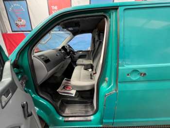 Used Volkswagen Transporter 2005 for sale - 74466668: Photo