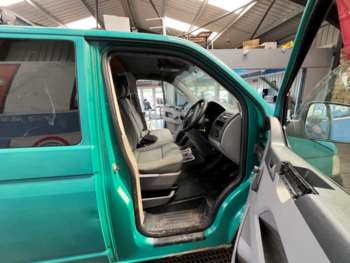 Used Volkswagen Transporter 2005 for sale - 74466668: Photo