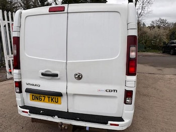 Used Vauxhall Vivaro 2017 for sale - 79287043: Photo