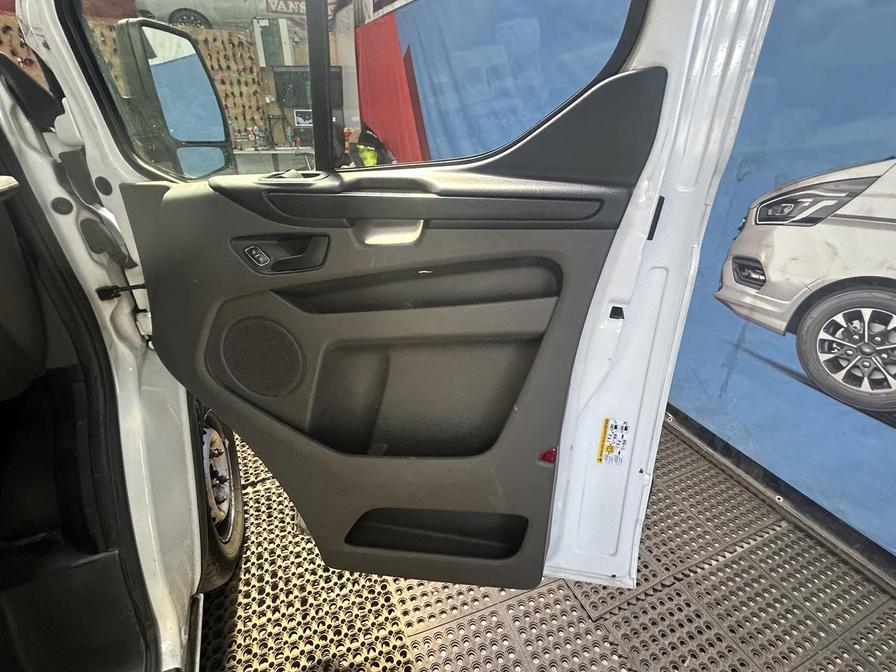 Used Ford Transit Custom 2018 for sale - 76610076: Photo 19
