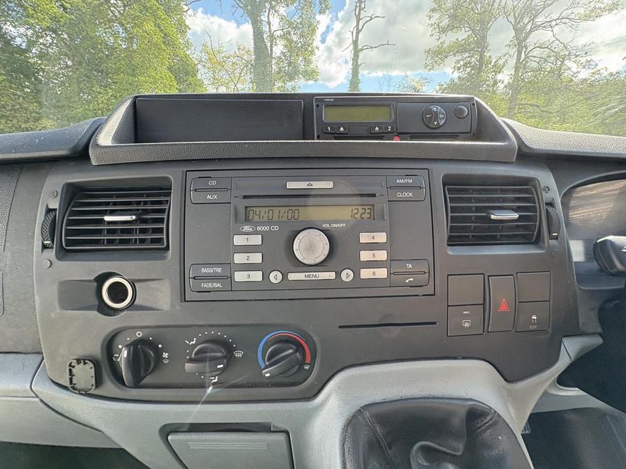 Used Ford Transit 2010 for sale - 76401033: Photo 8