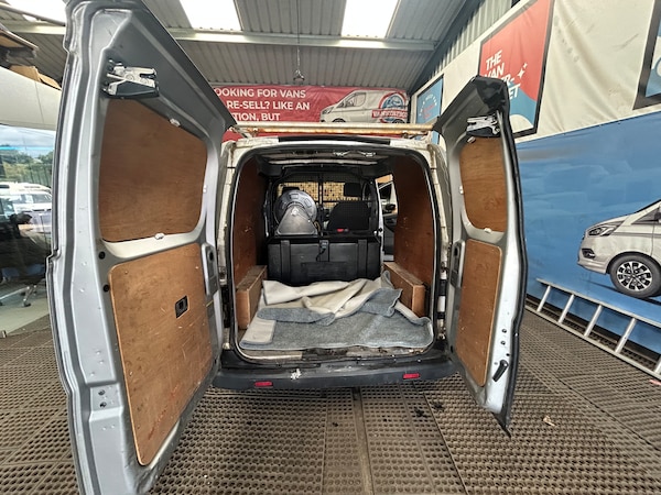 Used Nissan NV200 2015 for sale - 75698991: Photo 16