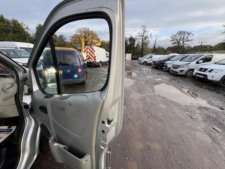 Used Vauxhall Vivaro 2011 for sale - 77167518: Photo 14