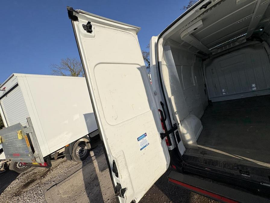 Used Renault Master for sale - 78063560: Photo 8