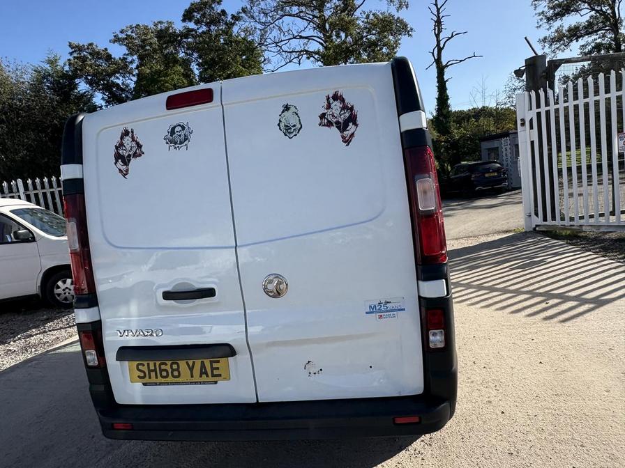 Used Vauxhall Vivaro 2019 for sale - 76624310: Photo 8