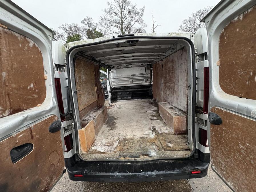 Used Renault Trafic 2015 for sale - 77347735: Photo 12