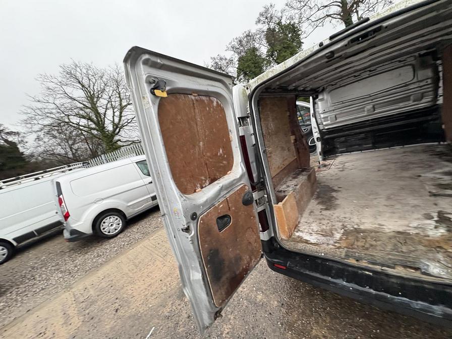 Used Renault Trafic 2015 for sale - 77347735: Photo 16