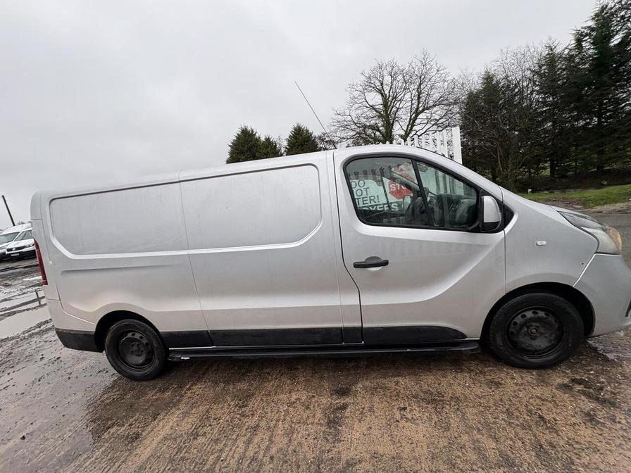 Used Renault Trafic 2015 for sale - 77347735: Photo 2