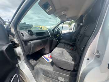 Used Vauxhall Vivaro 2015 for sale - 74829250: Photo