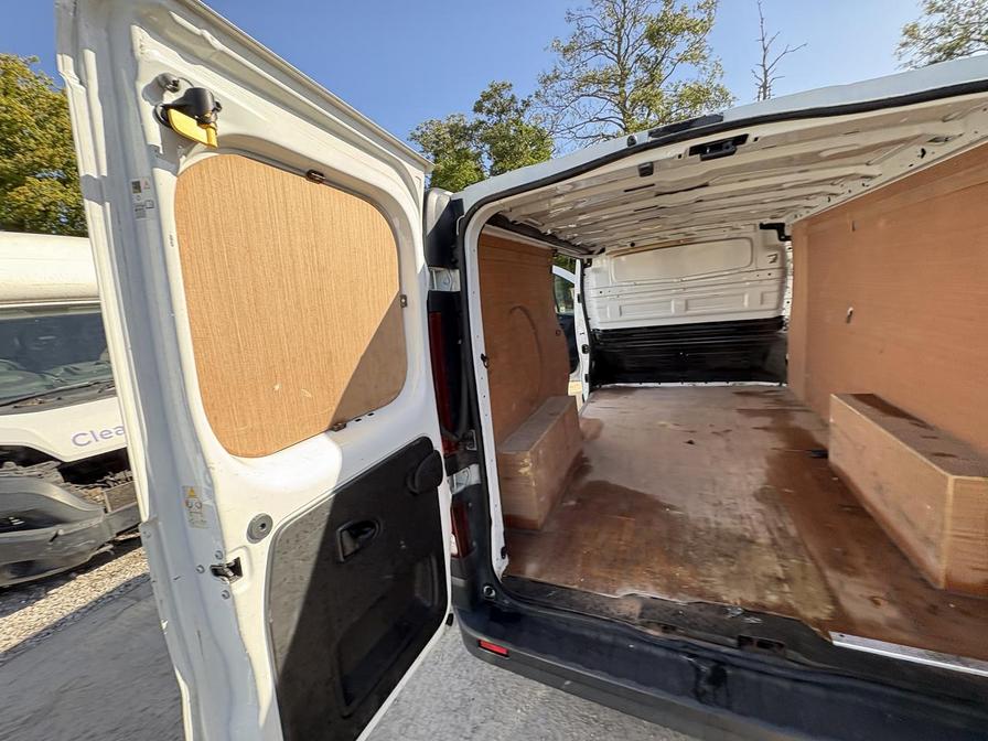 Used Vauxhall Vivaro 2019 for sale - 77810717: Photo 18