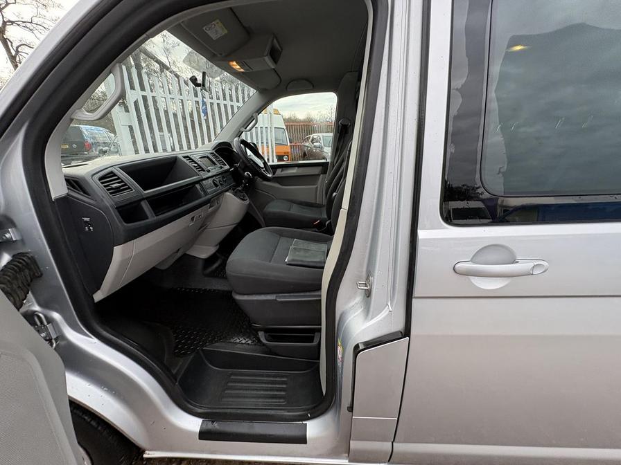 Used Volkswagen Transporter 2018 for sale - 76978452: Photo 12