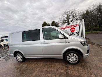 Used Volkswagen Transporter 2018 for sale - 76978452: Photo