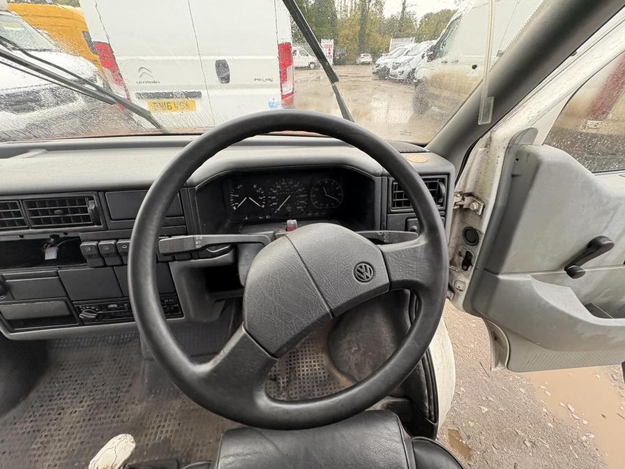 Used Volkswagen Caravelle 1995 for sale - 76381747: Photo 10