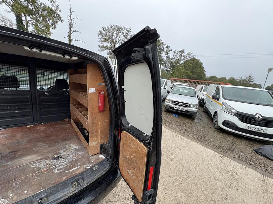 Used Volkswagen Caddy 2013 for sale - 76598154: Photo 6