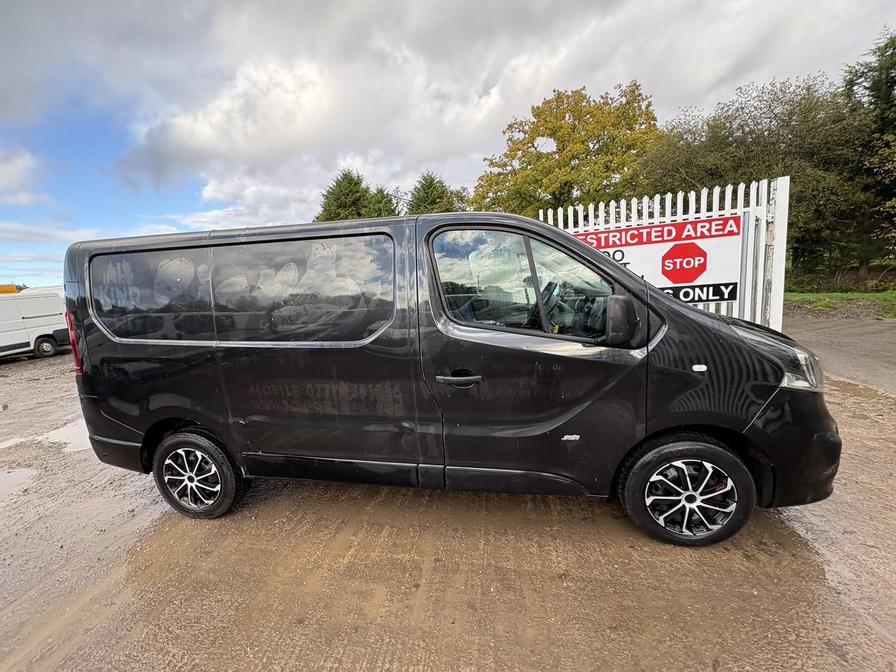 Used Vauxhall Vivaro 2016 for sale - 76745807: Photo 3