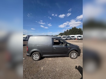 Used Volkswagen Caddy 2016 for sale - 79486246: Photo
