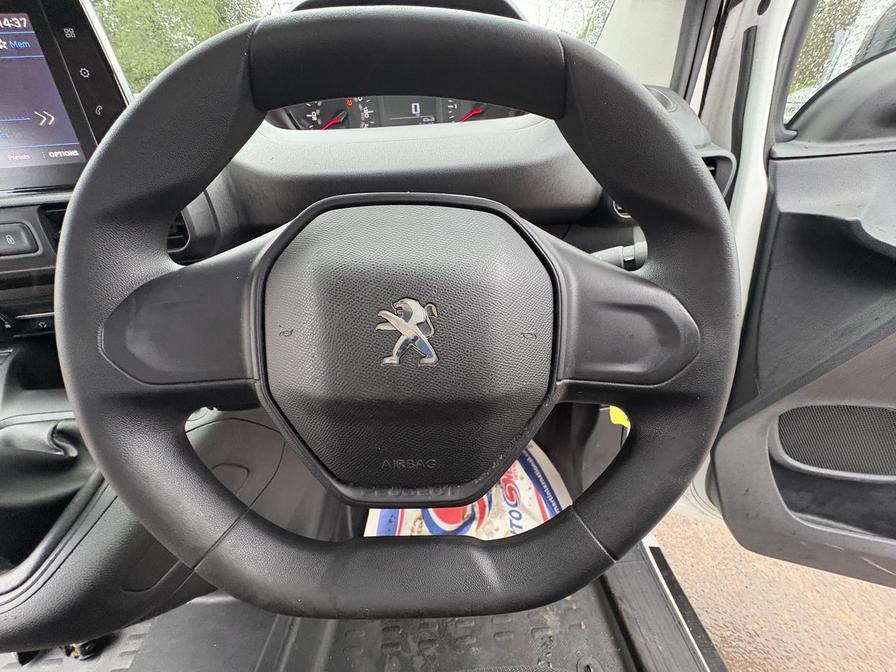 Used Peugeot Partner 2020 for sale - 76851399: Photo 15