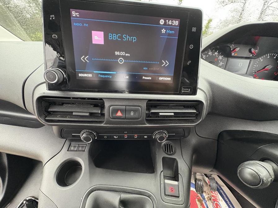 Used Peugeot Partner 2020 for sale - 76851399: Photo 20