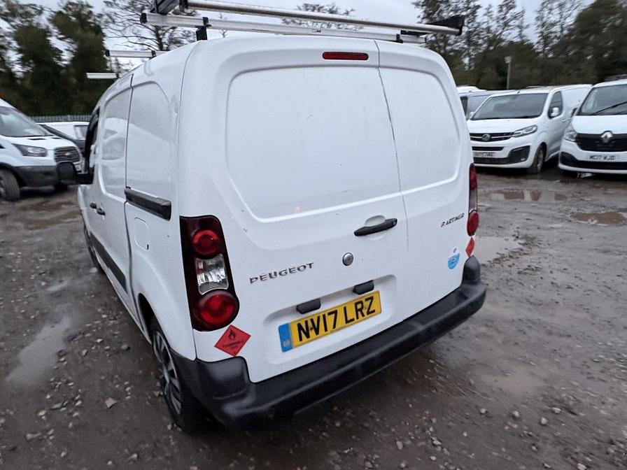 Used Peugeot Partner 2017 for sale - 76459509: Photo 10