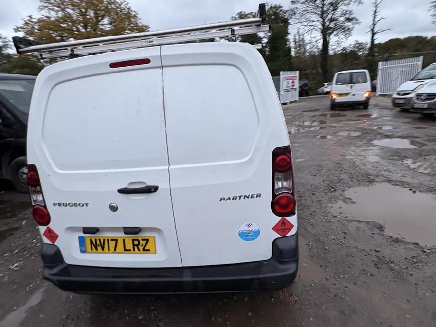 Used Peugeot Partner 2017 for sale - 76459509: Photo 19