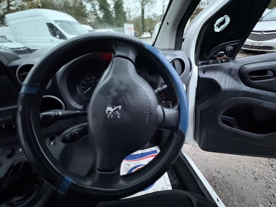 Used Peugeot Partner 2017 for sale - 76459509: Photo 5