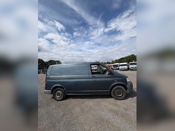 Used Volkswagen Transporter 2006 for sale - 79376040: Photo