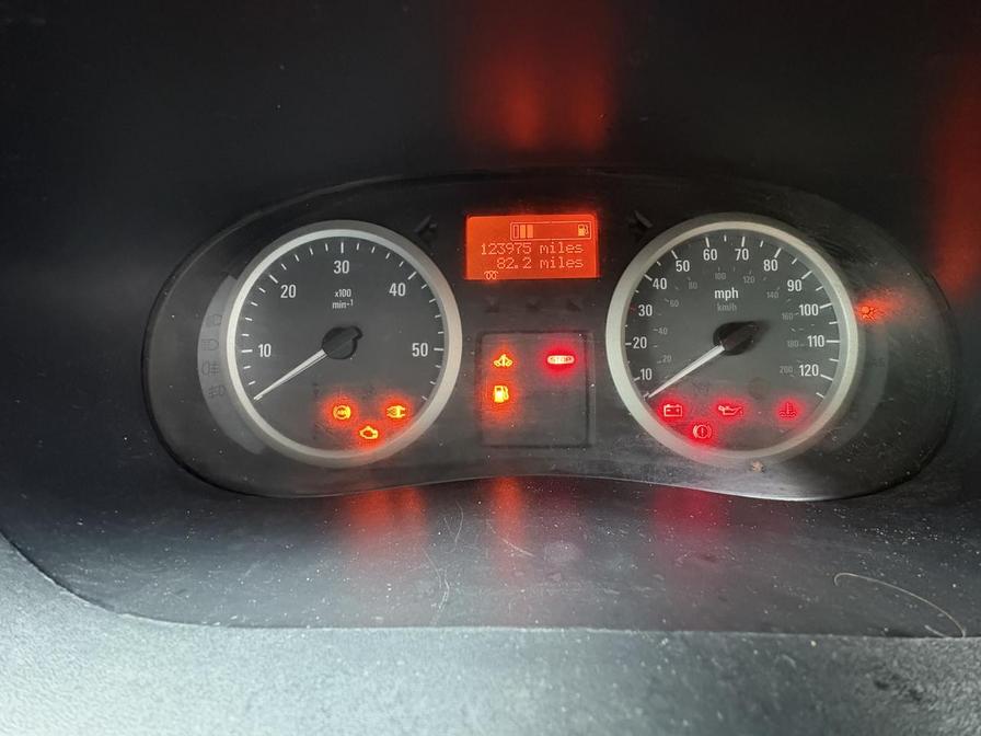 Used Vauxhall Vivaro 2013 for sale - 76459514: Photo 2