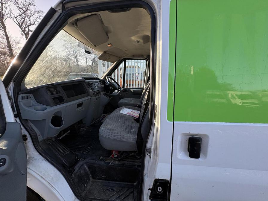 Used Ford Transit 2009 for sale - 77068136: Photo 9