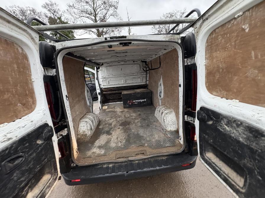 Used Vauxhall Vivaro 2016 for sale - 76851548: Photo 10