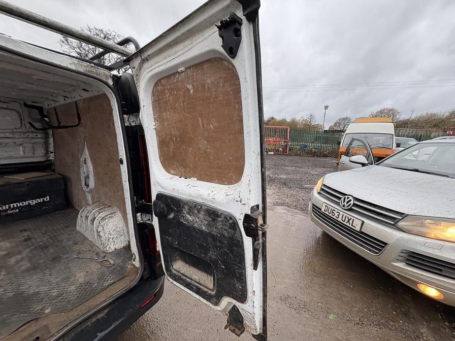 Used Vauxhall Vivaro 2016 for sale - 76851548: Photo 11