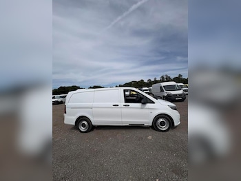 Used Mercedes-Benz Vito 2020 for sale - 79486250: Photo