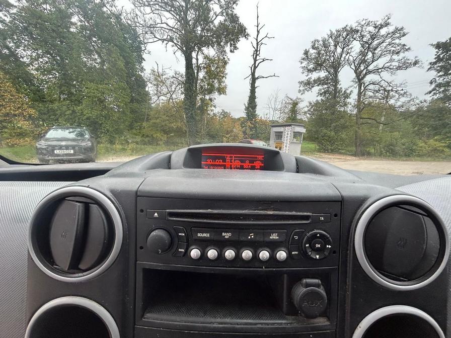 Used Peugeot Partner 2017 for sale - 76315959: Photo 14