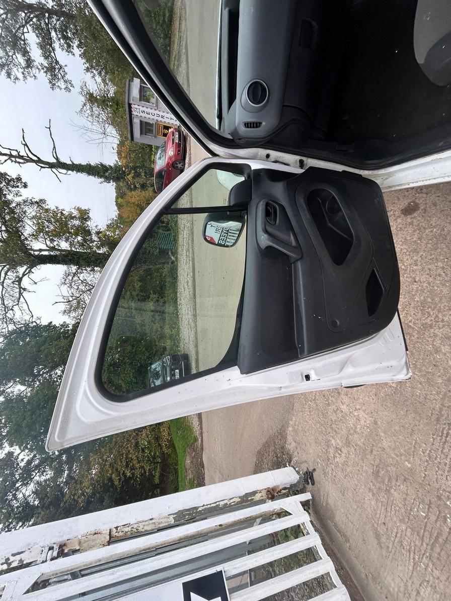 Used Peugeot Partner 2017 for sale - 76315959: Photo 19