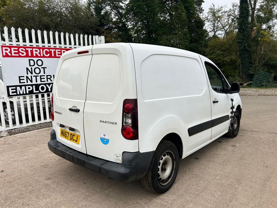 Used Peugeot Partner 2017 for sale - 76315959: Photo 22