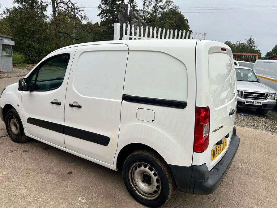 Used Peugeot Partner 2017 for sale - 76315959: Photo 5