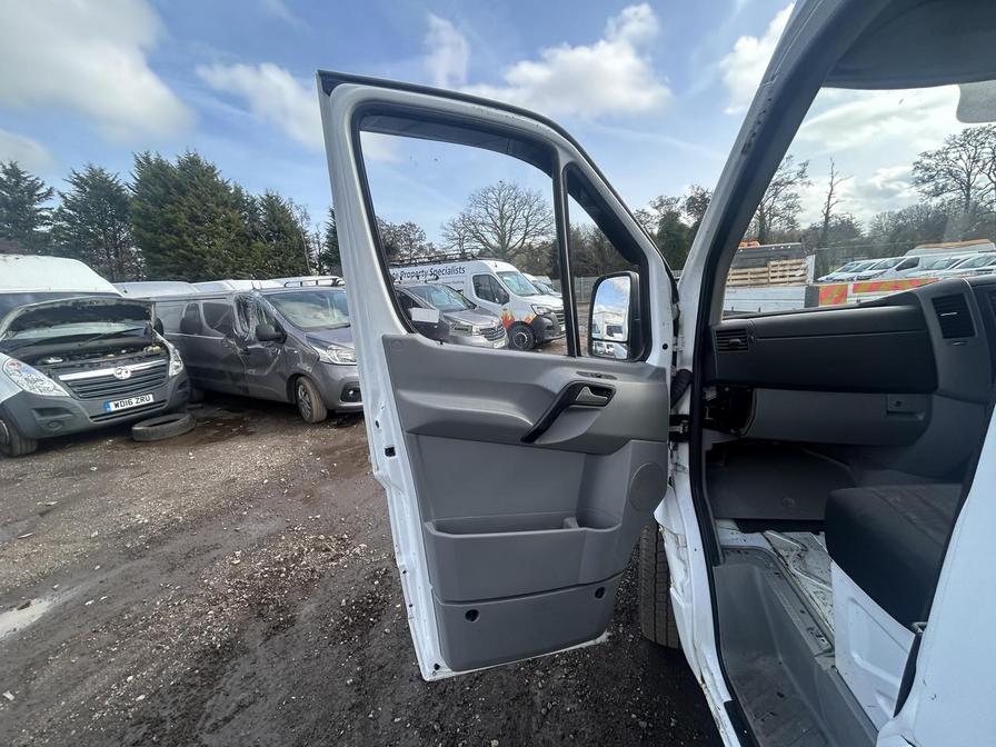 Used Mercedes-Benz Sprinter 2015 for sale - 77856147: Photo 9