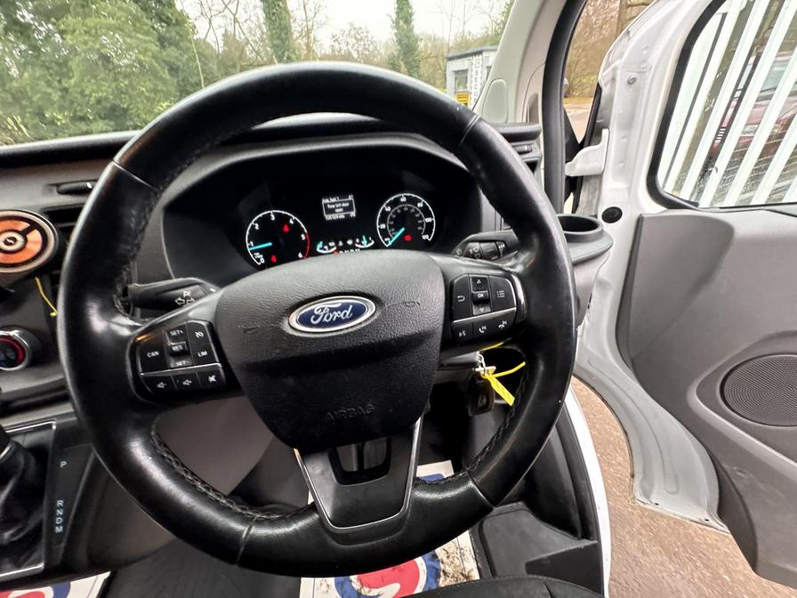 Used Ford Transit Custom 2018 for sale - 77842210: Photo 2