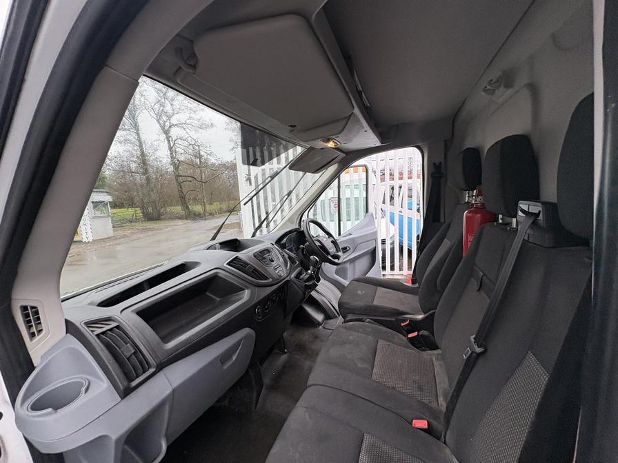Used Ford Transit 2018 for sale - 77333675: Photo 2