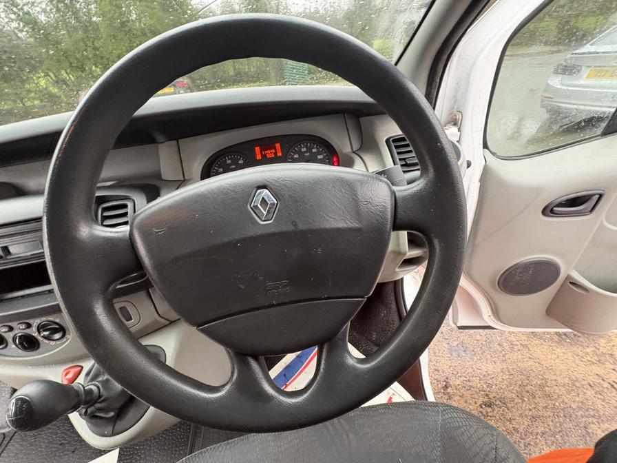 Used Renault Trafic 2005 for sale - 77577009: Photo 8