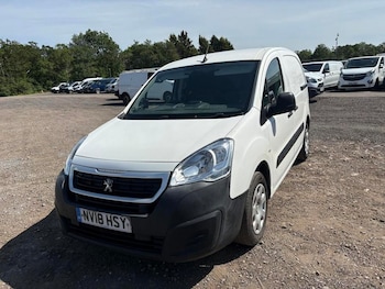 Used Peugeot Partner 2018 for sale - 78690010: Photo