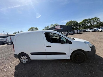Used Peugeot Partner 2018 for sale - 78690010: Photo