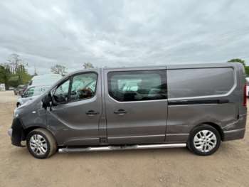 Used Vauxhall Vivaro 2015 for sale - 74601233: Photo