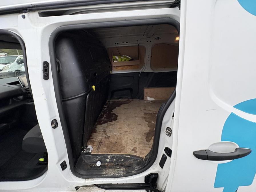 Used Peugeot Partner 2020 for sale - 76523734: Photo 18