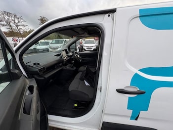 Used Peugeot Partner 2020 for sale - 76523734: Photo