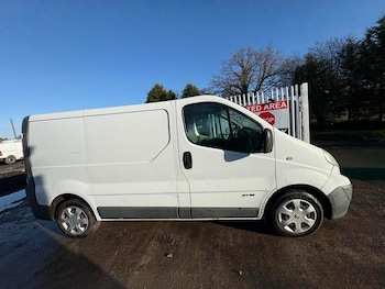 Used Nissan Primastar 2011 for sale - 77239709: Photo