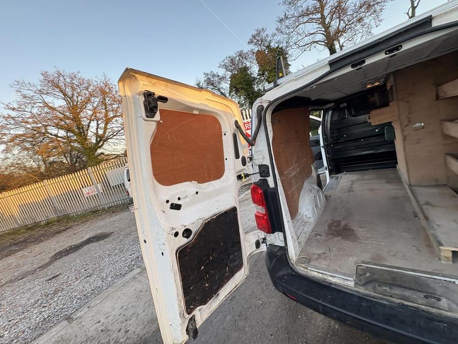 Used Vauxhall Vivaro 2022 for sale - 78035846: Photo 12