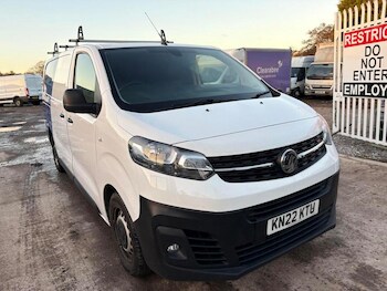 Vauxhall Vivaro feature image